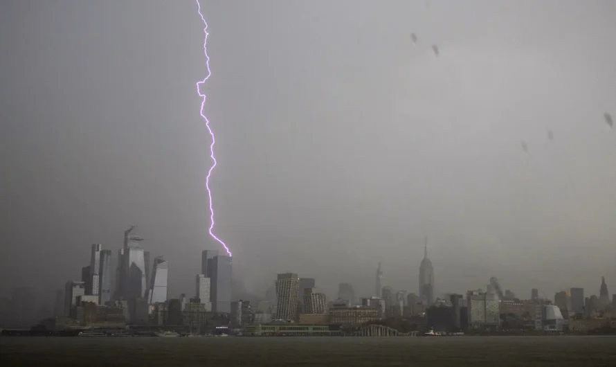 New York state of emergency: New York Grapples with Heat and Storms